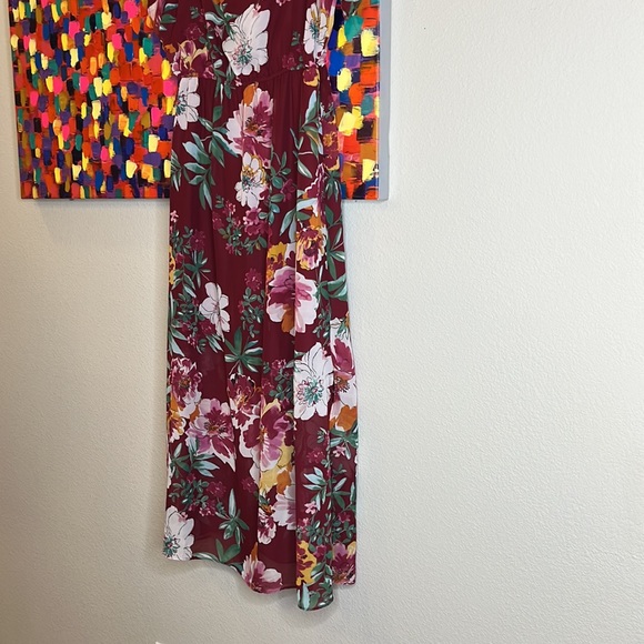 Floral print long dress with shoulder straps and sleeves - Picture 2 of 2